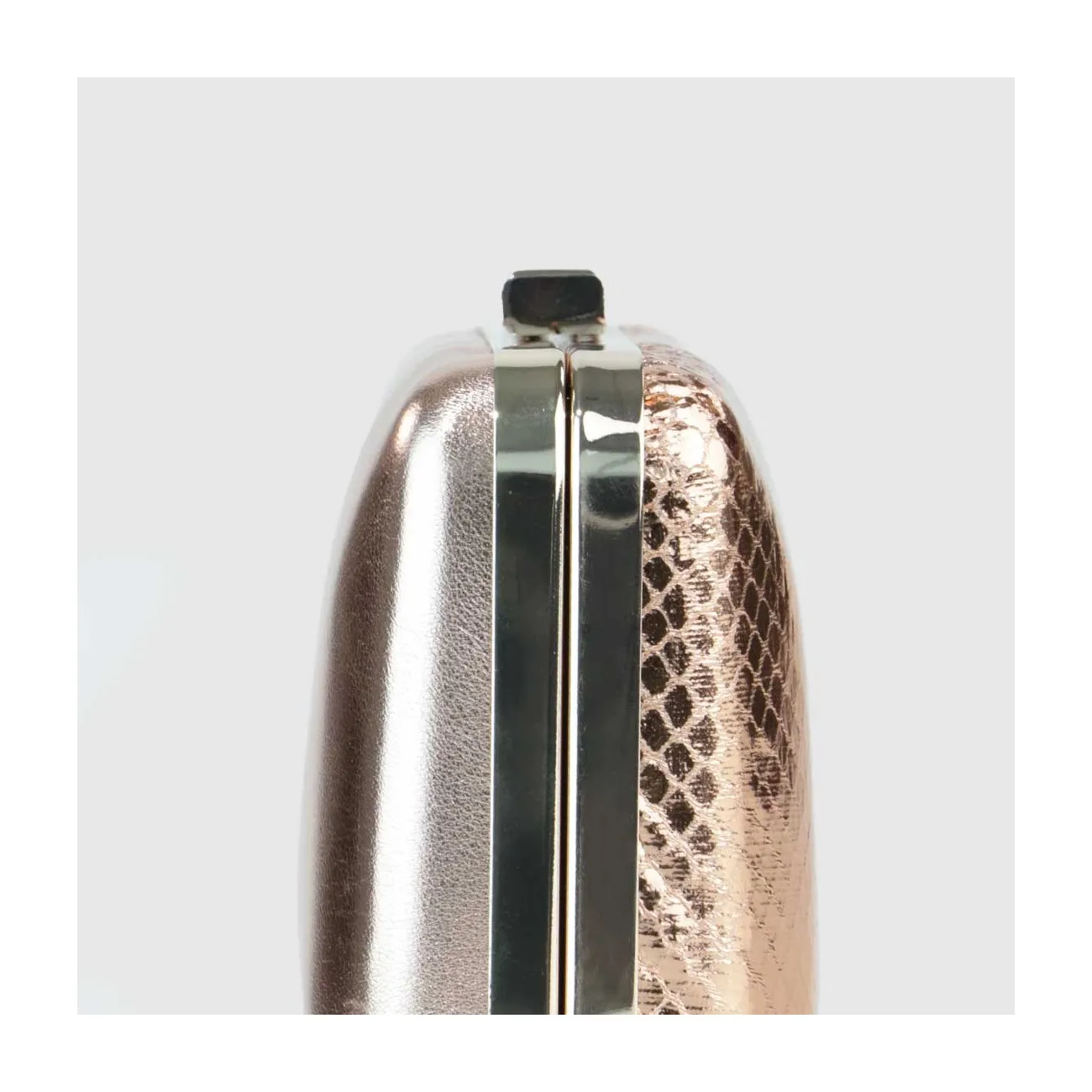 Sac à main combiné effet cuir métallisé bronze. I LODI Sacs pour femme online.